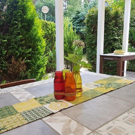 Gemuetliches Ferienhaus In Seenaehe Sewekow Exteriör bild